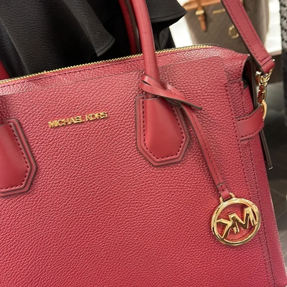 MICHAEL KORS Mercer Medium Two-Tone Pebbled Leather Belted Satchel Mulberry